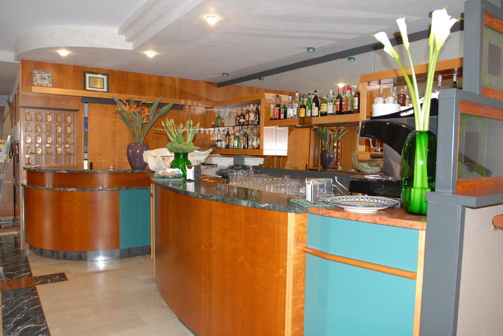 Hotel Sole Giulianova Kültér fotó